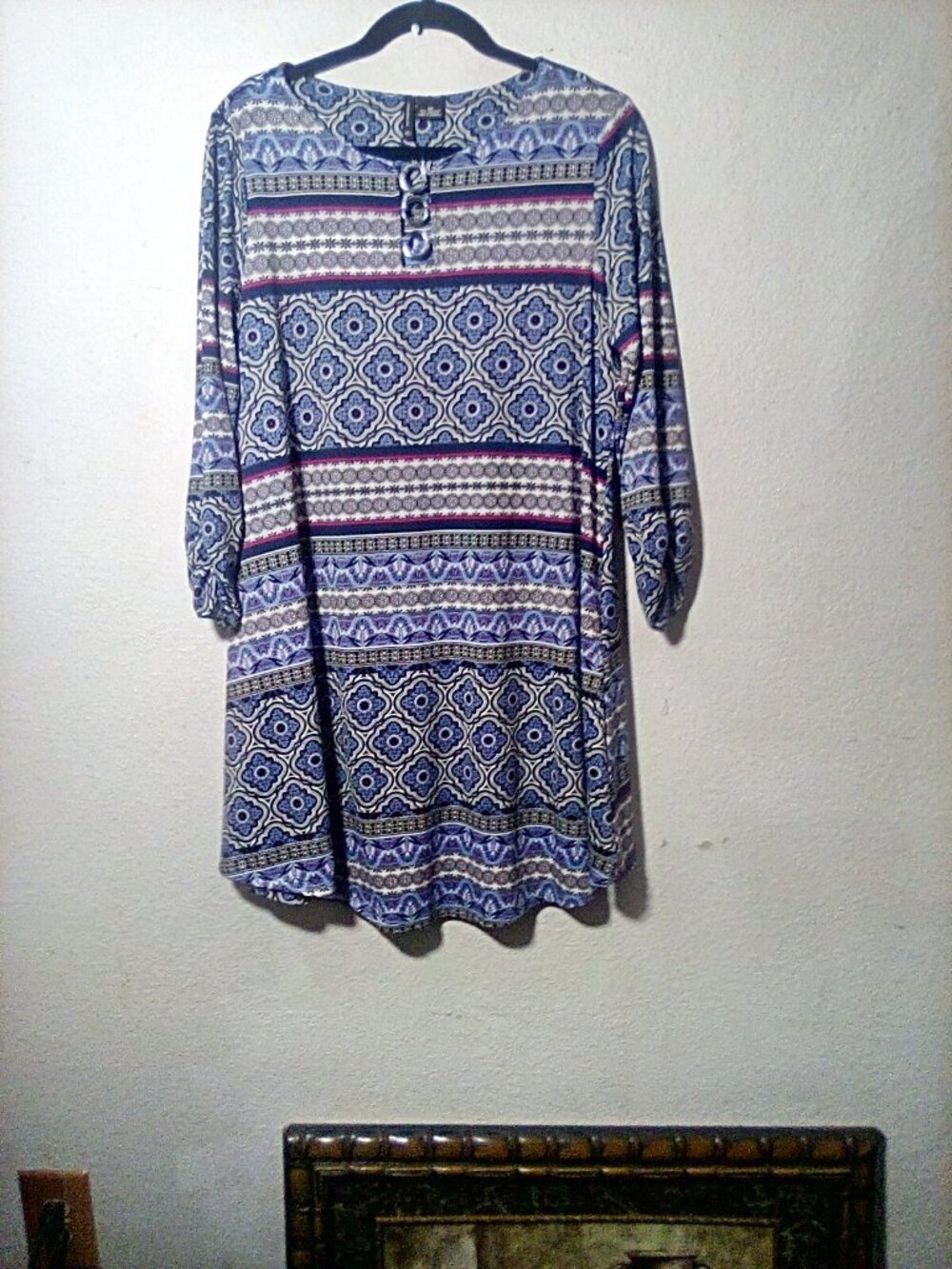 New Directions Blue printed pullover shift dress knee length Size: M